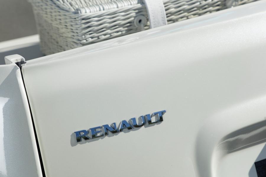 Детали экстерьера Renault 4L e-Plein Air Concept 2019 года  (фото 41 из 46)
